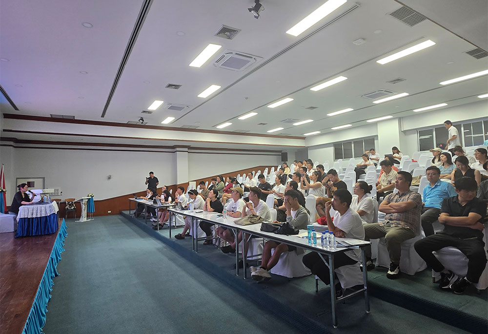 聚焦学术写作与发表：泰国南邦国际科技学院连办两场专题讲座