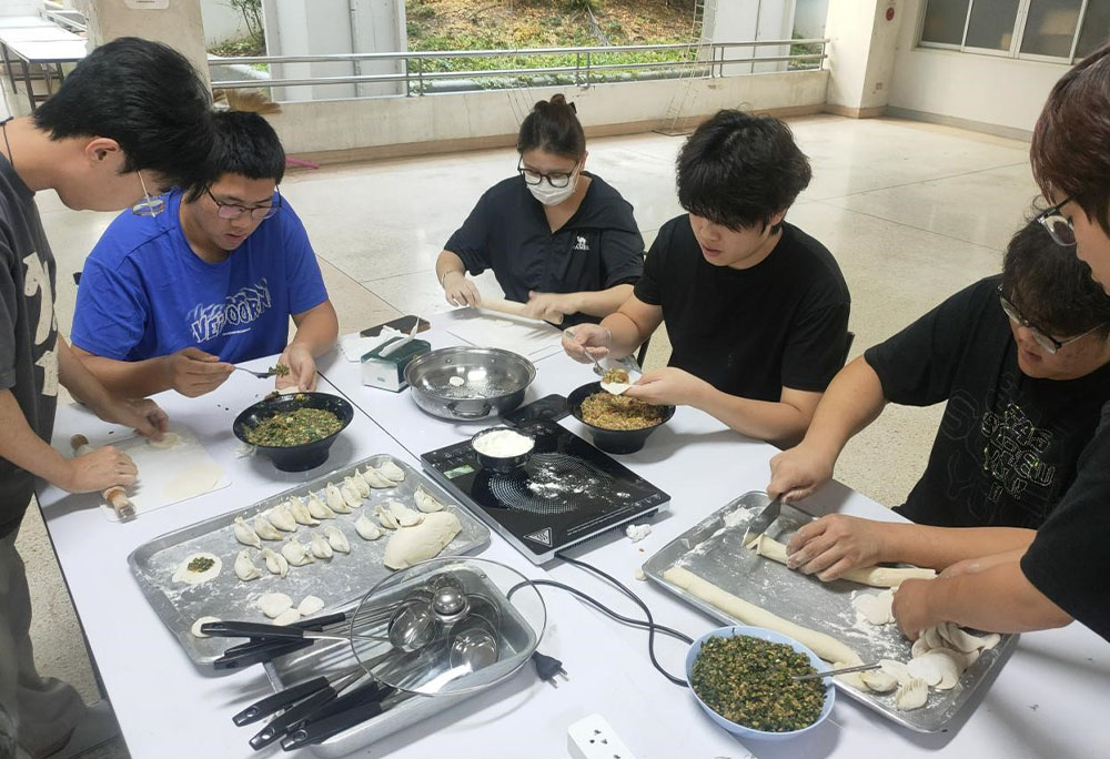 泰国南邦国际科技学院举办冬至文化体验活动